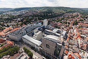 Blick von oben auf das Stadtzentrum von Jena